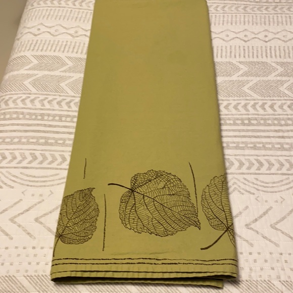 Other - Cotton tablecloth